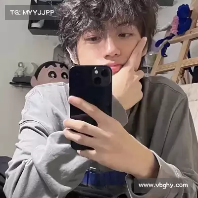 贺佩多