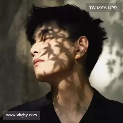 甄歌寒
